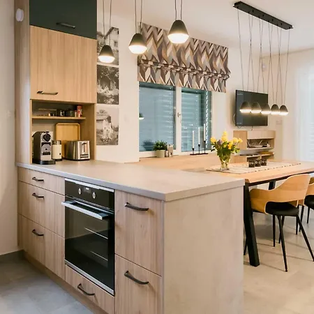 Emmy Haz * Badacsonytomaj