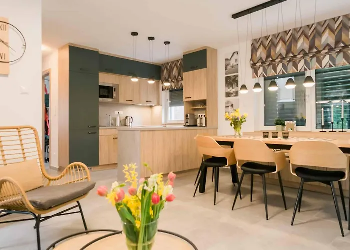 וילה Emmy Haz בדקסוניטומאי